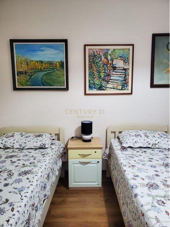 Appartamento 2+1 in affitto in Via Qemal Stafa 550 € /Mese
