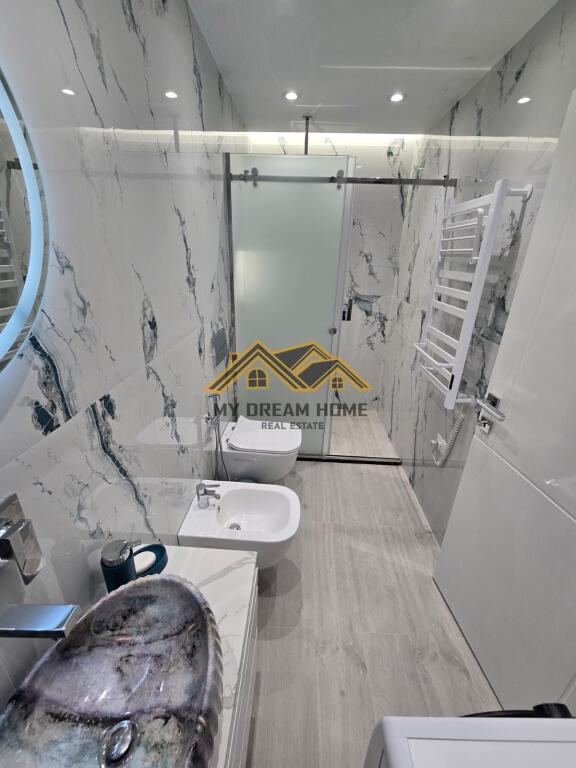 SUPER 2+1 APARTMENT FOR SALE NEAR SHKEMBI KAVAJES!
