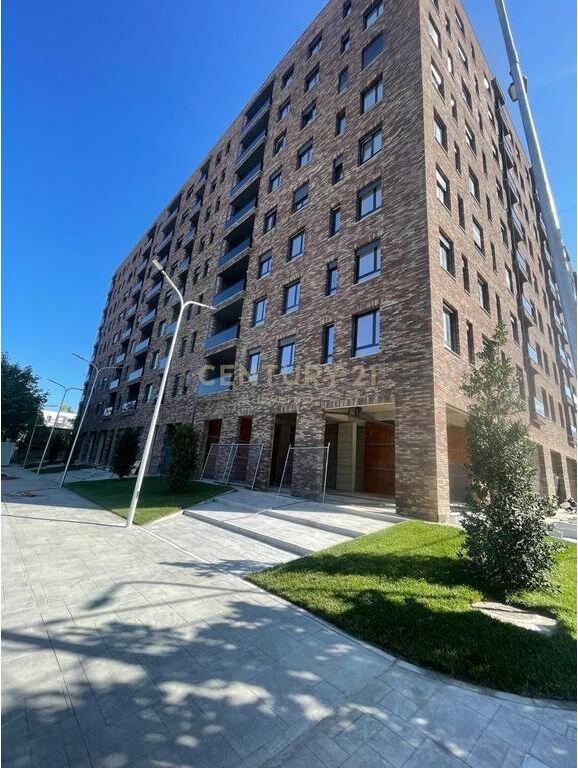 Appartamento 2+1+2 in vendita nella zona “5 Maji”, Tirana.
