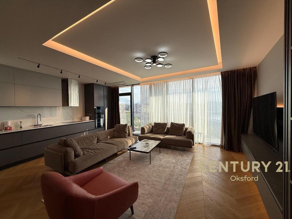 Shitet apartament luksoz në Rezidencën Lake View, Tiranë.