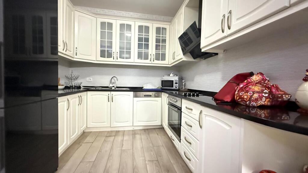 2+1 apartment for sale near the Train Station!