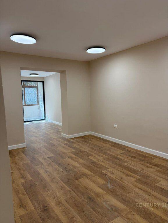 2+1 APARTMENT FOR SALE NEAR PETRO NINIT!