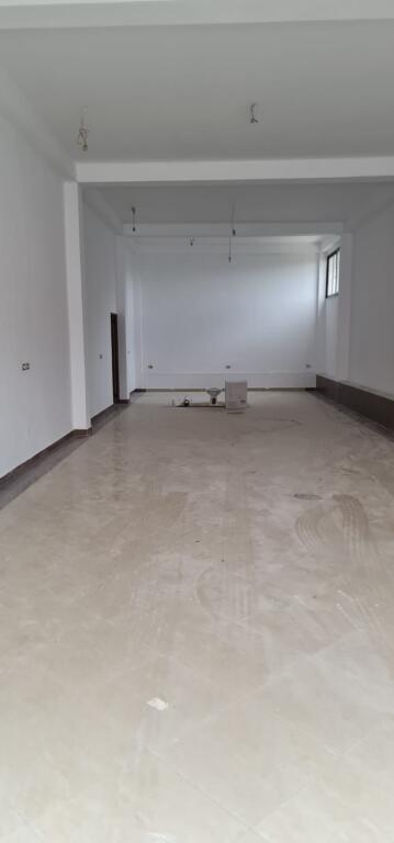 Locale in affitto Univers City