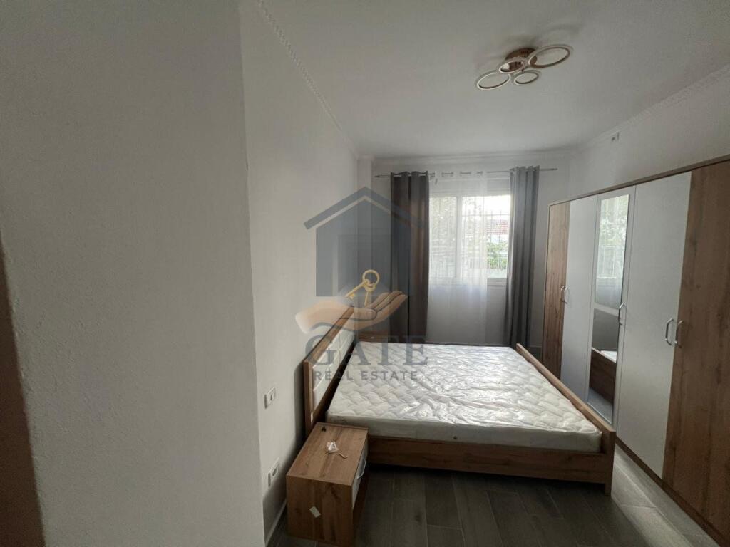 Shitet Apartament 1+1,Prane Hotel Horizont ne Plazh, Durres