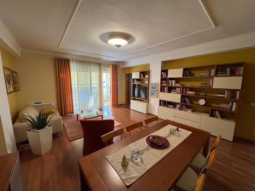 Rent, Apartment 2+1 Parking Space, Blloku
