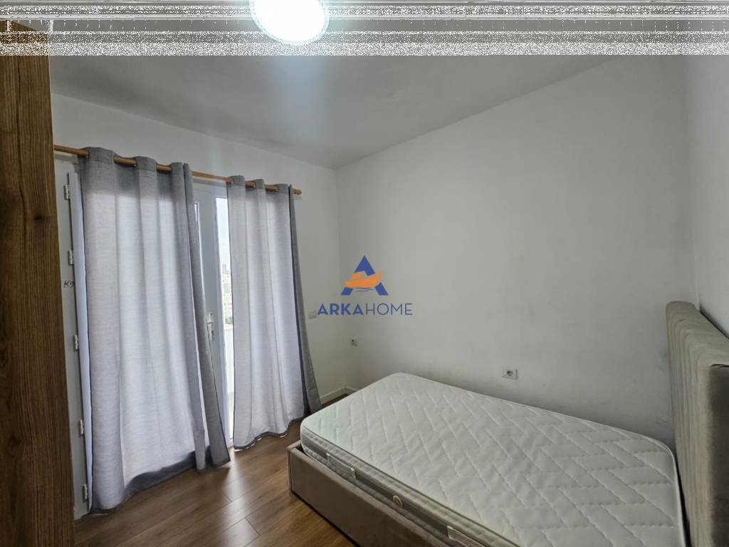 APPARTAMENTO IN AFFITTO 3+1+2 BALCONI "EX CAMPO DI AVIAZIONE" 80.000 LEKE
