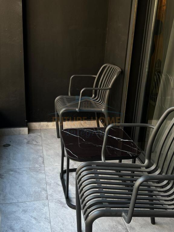 Affitto, Appartamento 1+1, Nuovo Anello, Tirana.