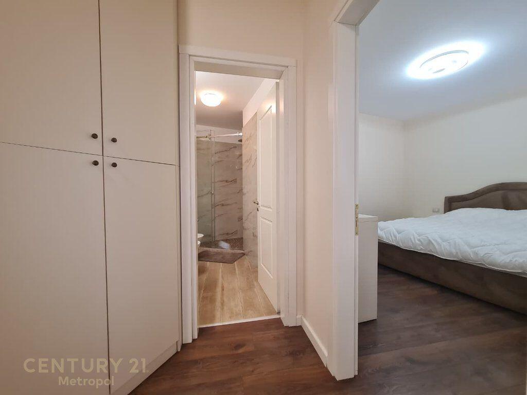 Apartament 1+1 me qira në zemër të Tiranës – Myslym Shyri