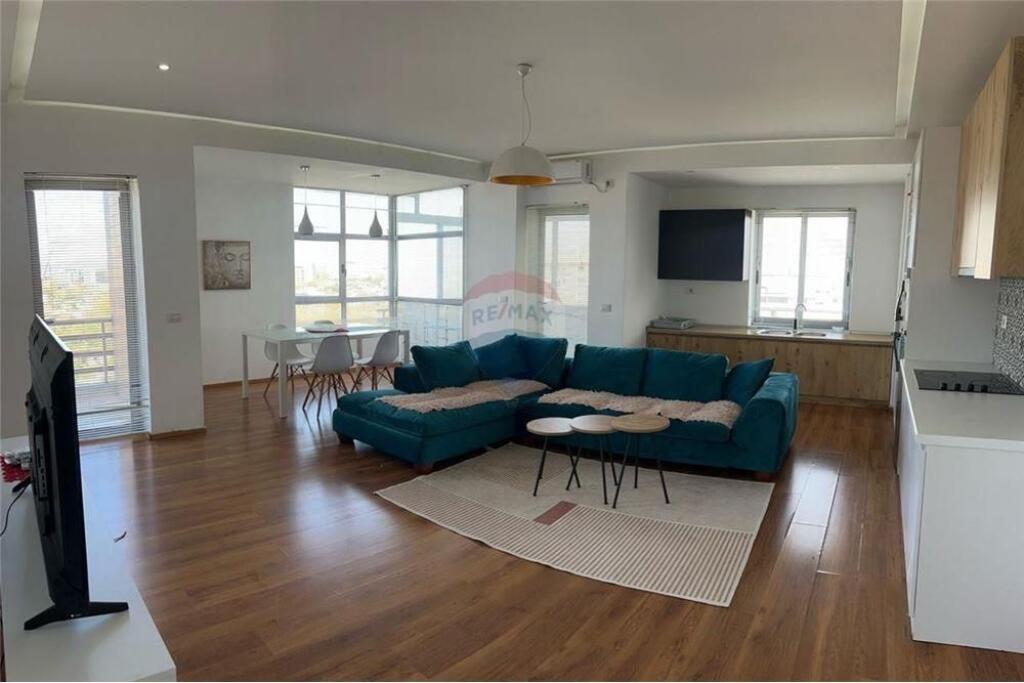 Apartament per qira 2+1 tek Rruga Teodor Keko