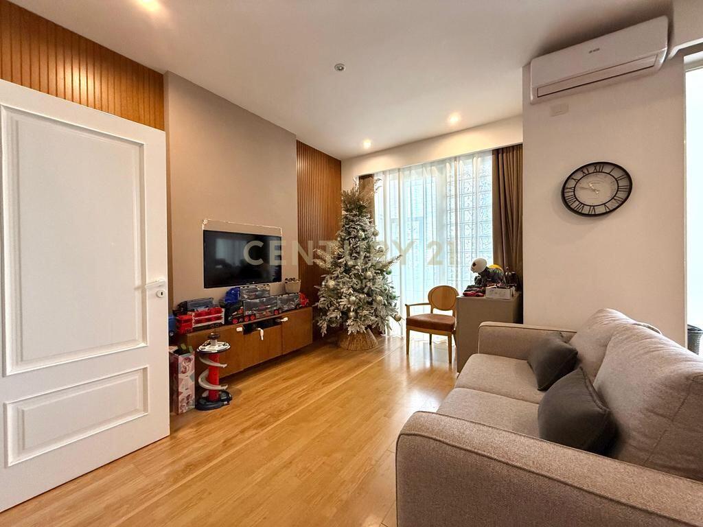 Apartament 2+1+2 per shitje prane Qendres, Rruga Fortuzi