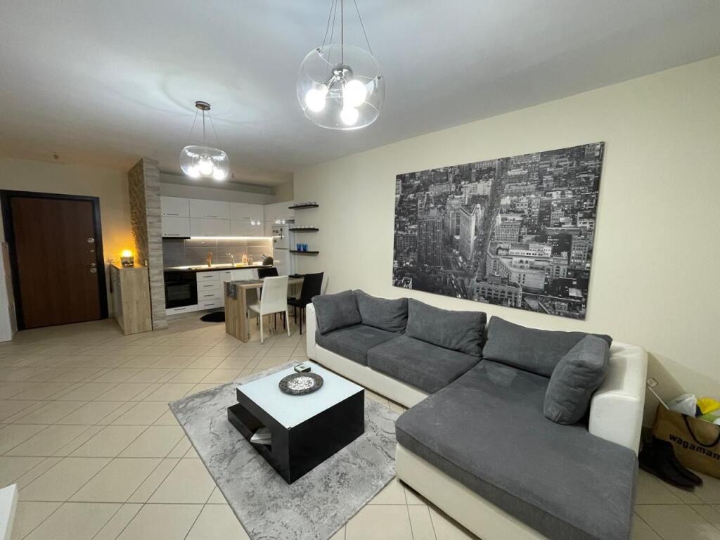 Apartament 1+ 1, Stacioni Trenit!
