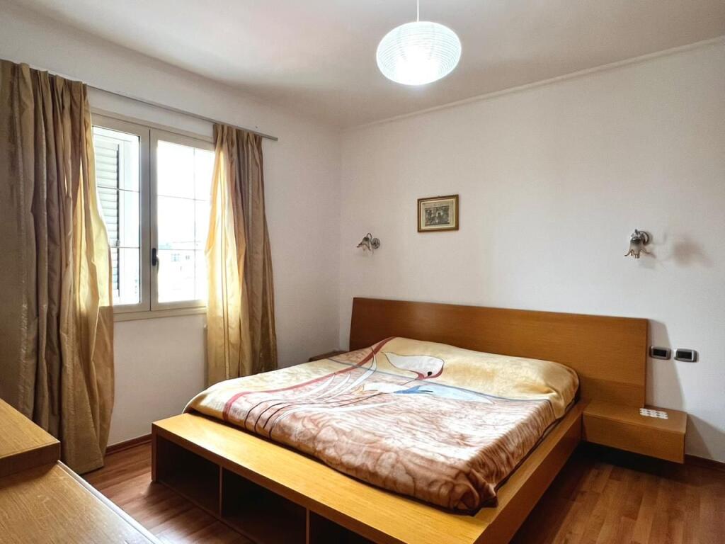Penthouse 4+1+2wc &amp; 2 Balconies for Rent - Orthodox Church, Vlore