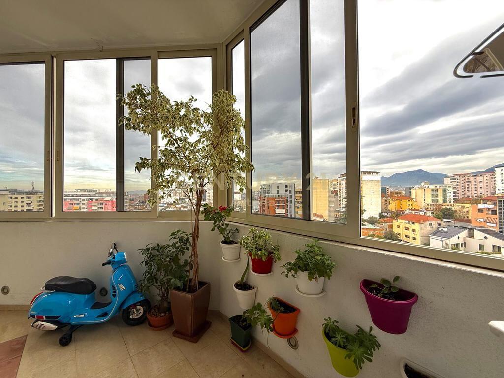 Apartament 2+1+2 per shitje prane Qendres, Rruga Fortuzi