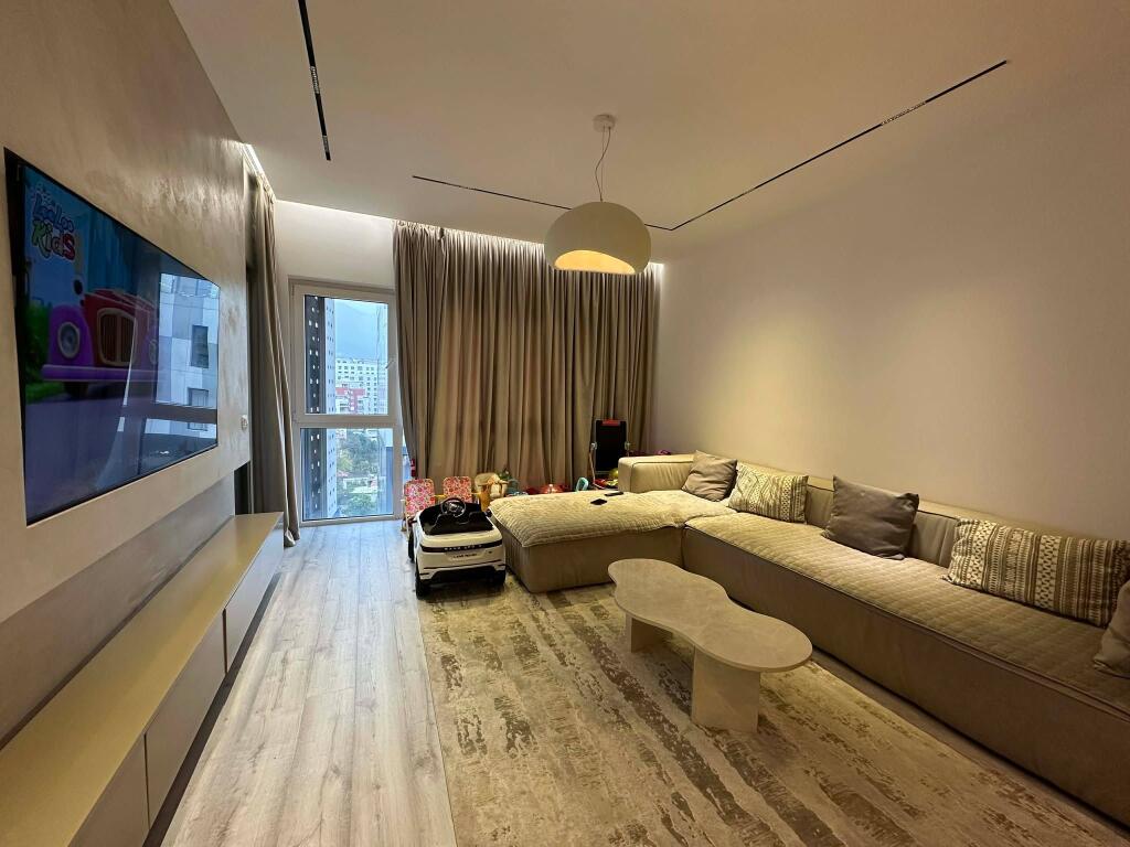 Apartment 2+1 for Sale – Emerald Center, 5 May