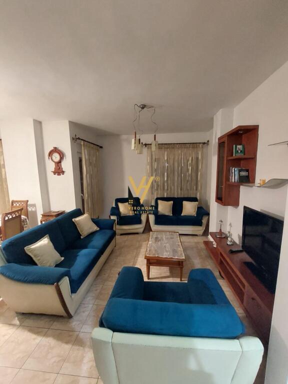 JEPET APARTAMENT 2+1+2BLK ME QERA TE KOPSHTI BOTANIK 60.000 LEKE