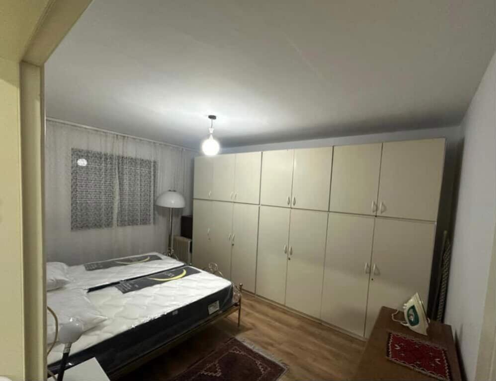 Apartament 2+1, Porcelan!