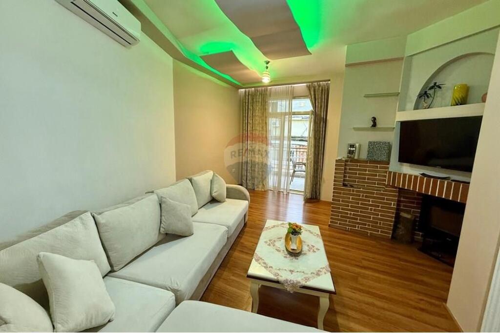 APARTMENT 1+1 FOR RENT NEAR PARTIZANI HIGH SCHOOL !