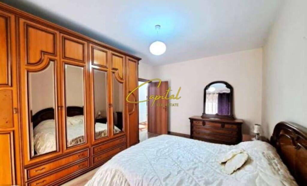 APARTAMENT ME QERA 2+1 RRUGA E KAVAJES 700 EURO