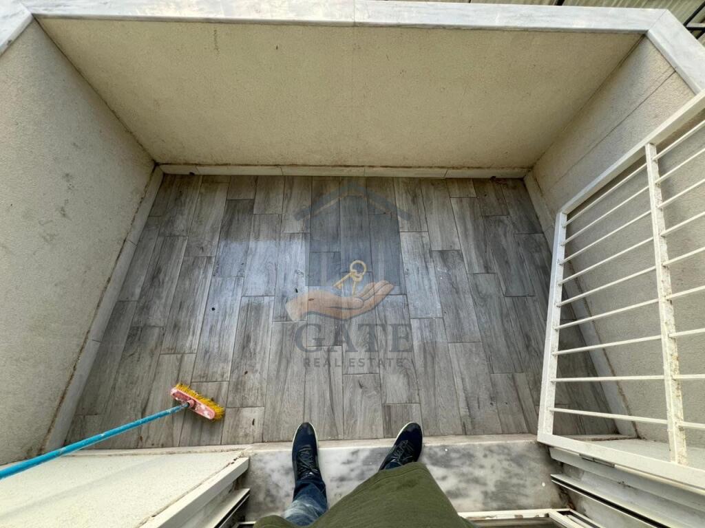 Shitet Apartament 1+1,Prane Hotel Horizont ne Plazh, Durres
