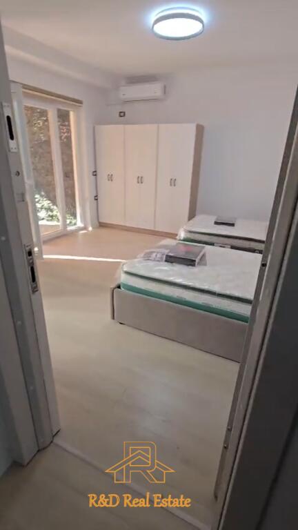 House for rent – In the center of Tirana (behind the Historical Museum, above BKT)