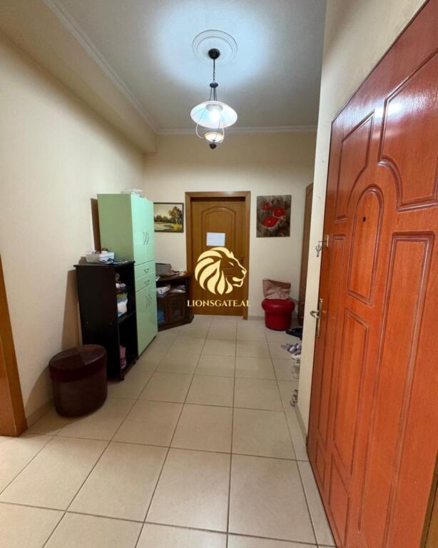 🏢 APARTMENT FOR RENT – NEAR PARTIZANI HIGH SCHOOL