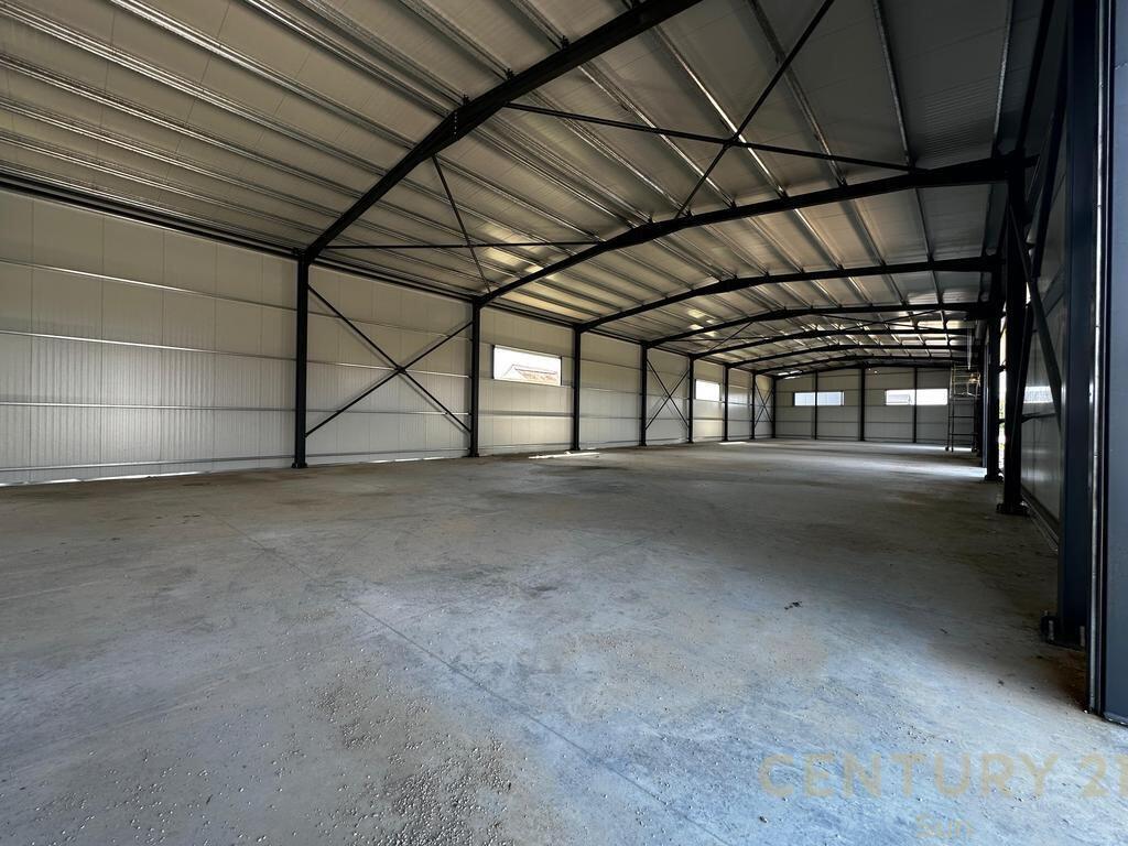 WAREHOUSE FOR RENT 1200 M2 KASHAR 300,000 LEKE