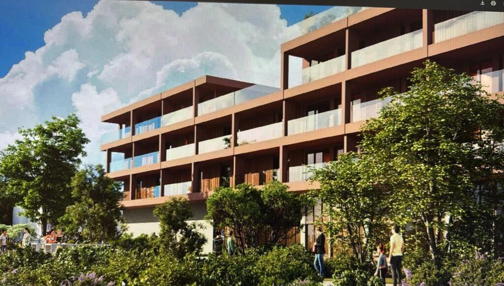 🔲 Apartment 1+1 for Sale 📍 Address: Golem (Sun Sea Residence)