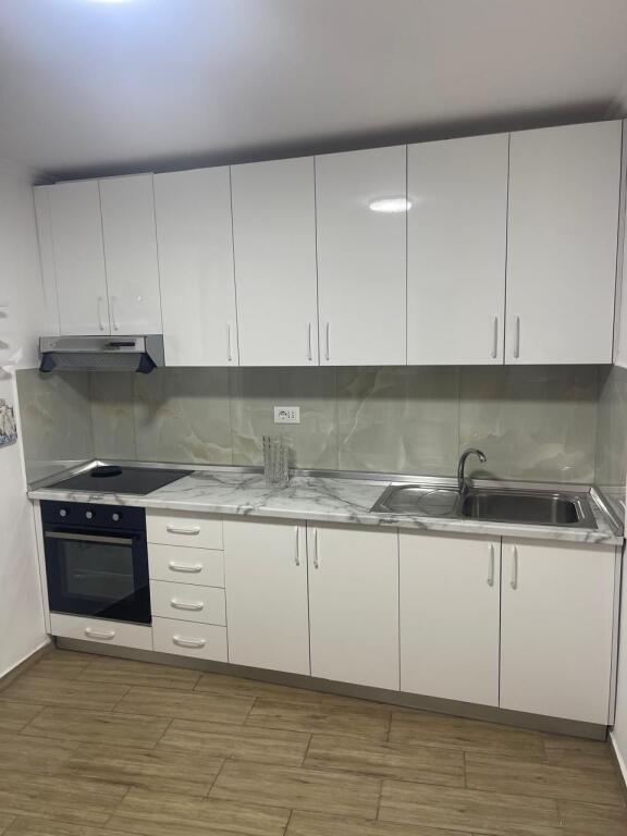 Apartament ME QIRA NE QENDER