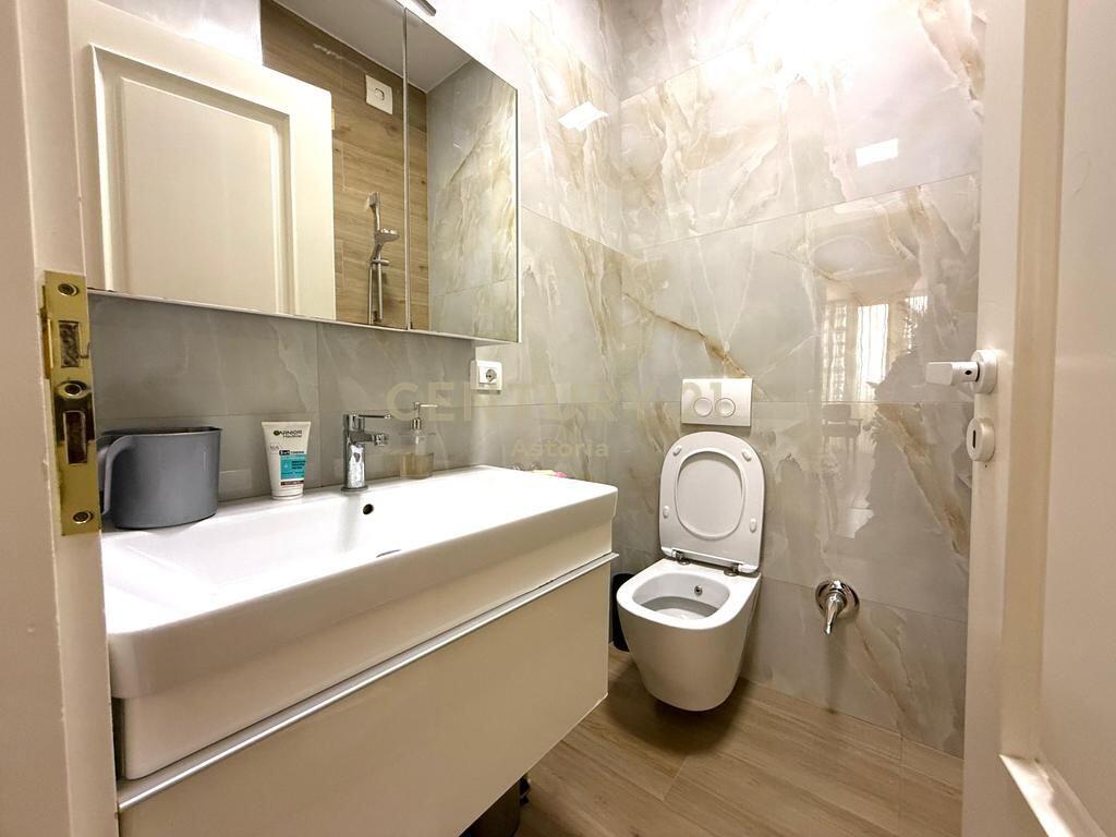 Apartament 2+1+2 per shitje prane Qendres, Rruga Fortuzi