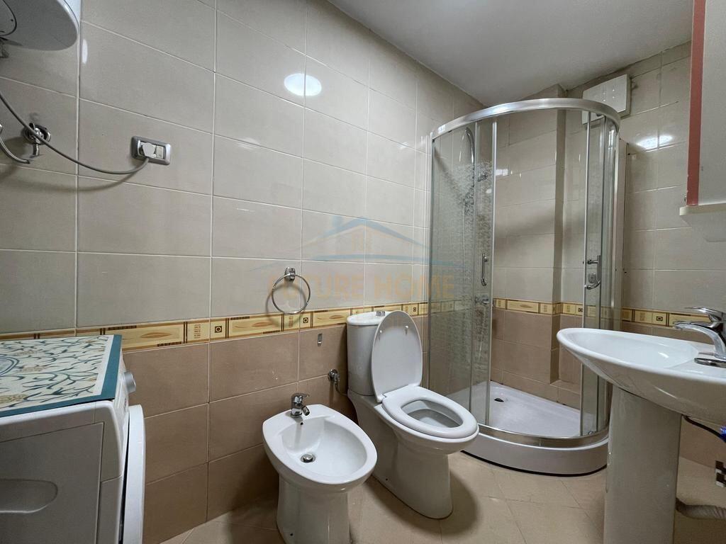 Qera, Apartament 2+1+2+Post parkimi, Liqeni i Thatë, Tiranë.