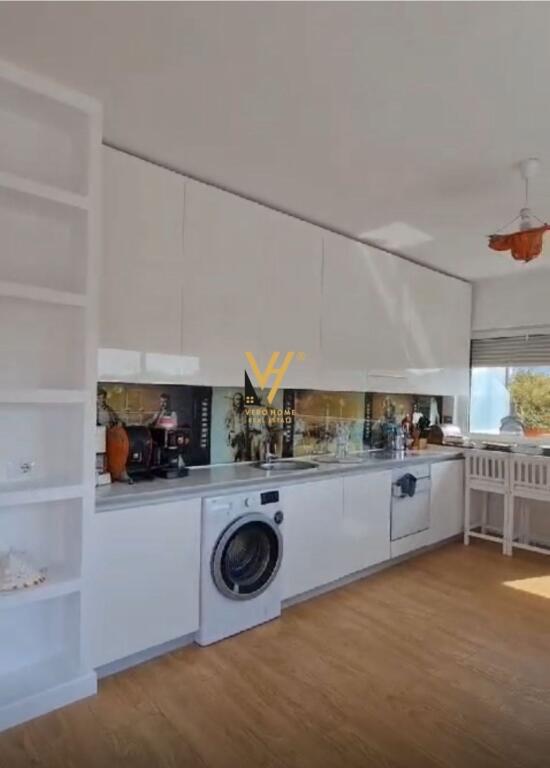 LOFT IN AFFITTO A MYSLYM SHYR 1.200 EURO