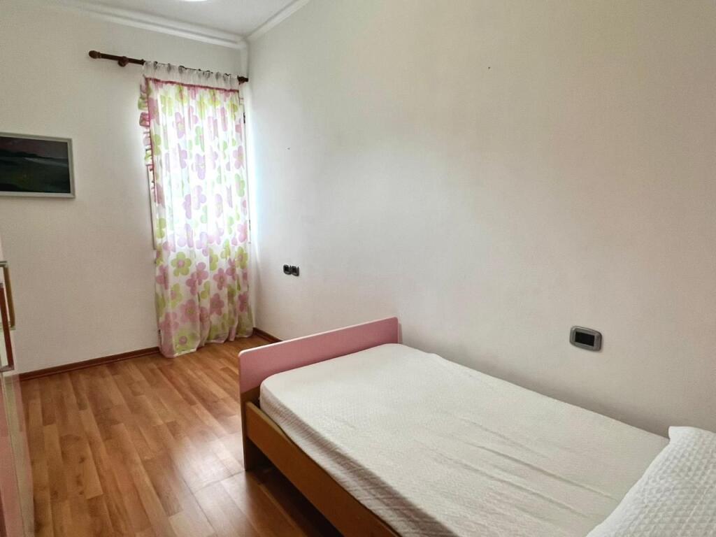Penthouse 4+1+2wc &amp; 2 Balconies for Rent - Orthodox Church, Vlore