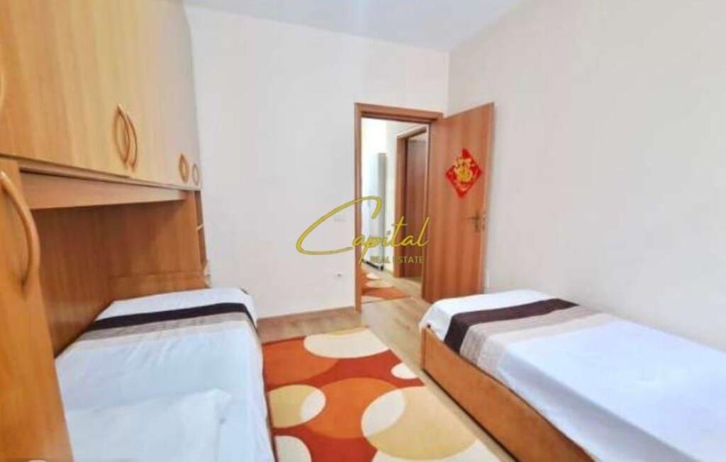 APARTAMENT ME QERA 2+1 RRUGA E KAVAJES 700 EURO
