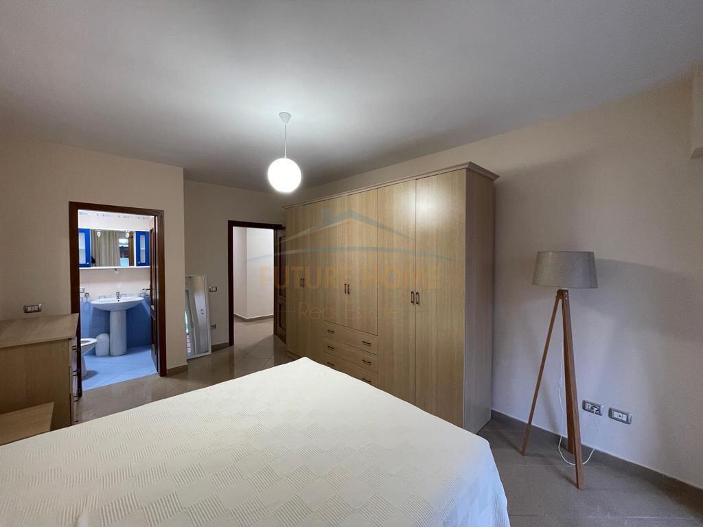 Affitto – Appartamento 2+1+2 + Posto Auto Lago Secco, Tirana