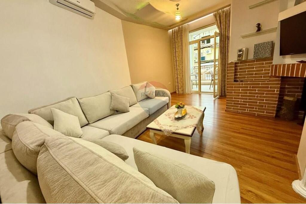 APARTMENT 1+1 FOR RENT NEAR PARTIZANI HIGH SCHOOL !