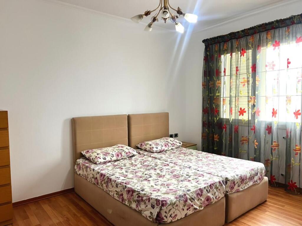 Penthouse 4+1+2wc &amp; 2 Balconies for Rent - Orthodox Church, Vlore