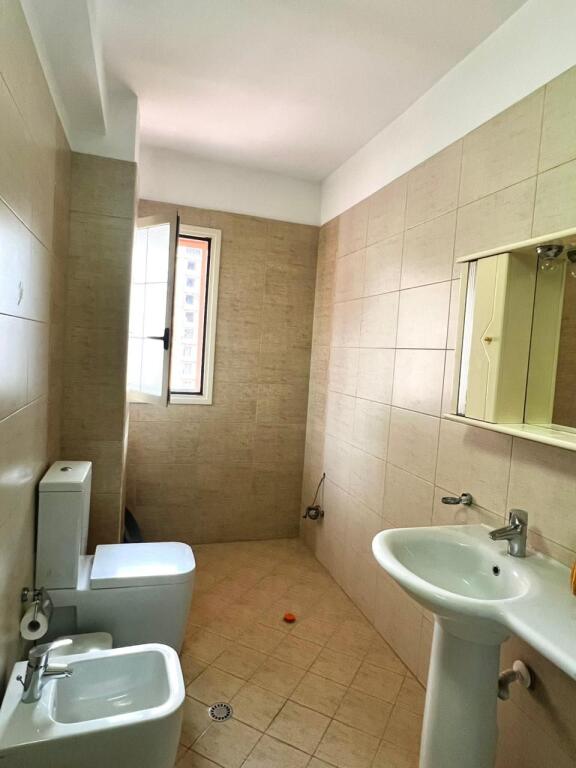 Penthouse 4+1+2wc &amp; 2 Balconies for Rent - Orthodox Church, Vlore