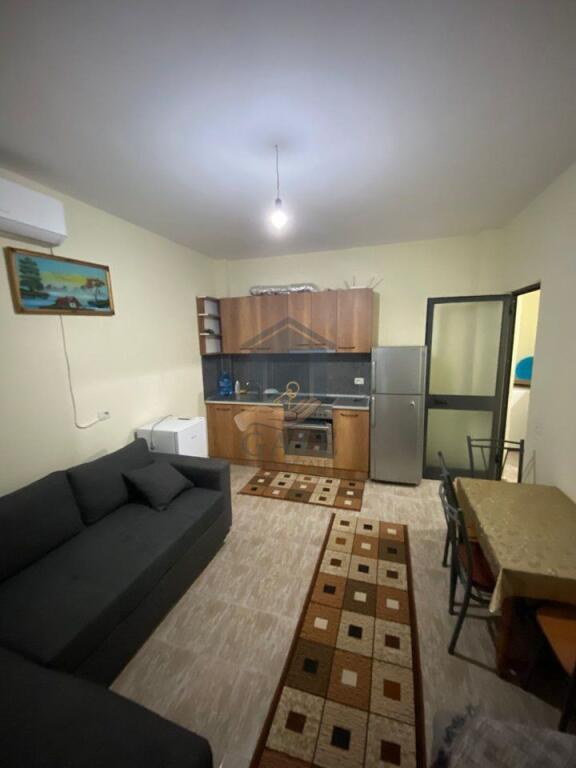 Apartment 2+1 with 2 bathrooms and 2 balconies for sale in the Golem area, near Hotel Murrizi 2.