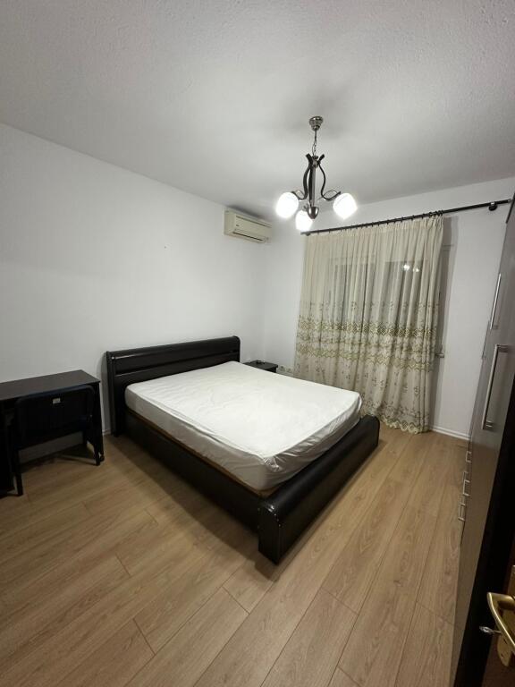 2+1,furnished near Dinamo stadium,price 850 euro