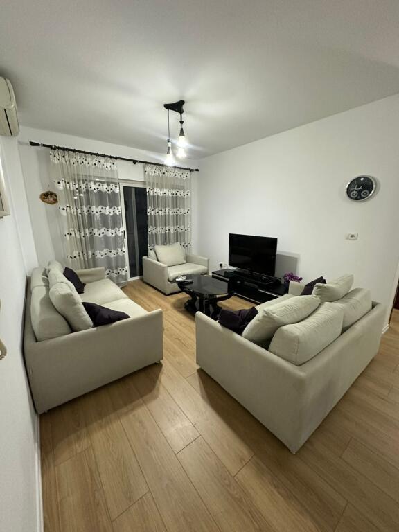2+1,furnished near Dinamo stadium,price 850 euro