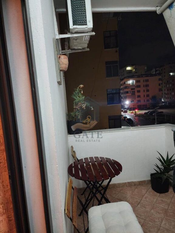 We have for sale a super 2+1 Apartment near the "Bajram Curri" School at the Beach