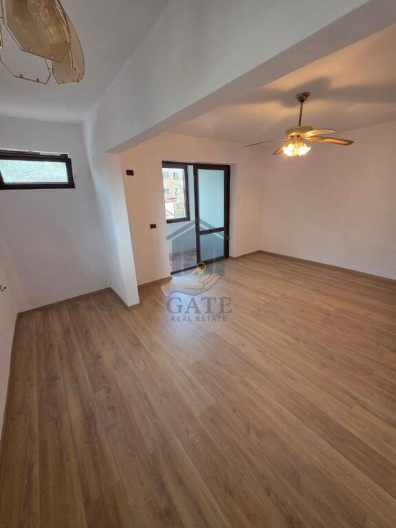 For sale, 2+1 apartment, at the former Police District, Durres!