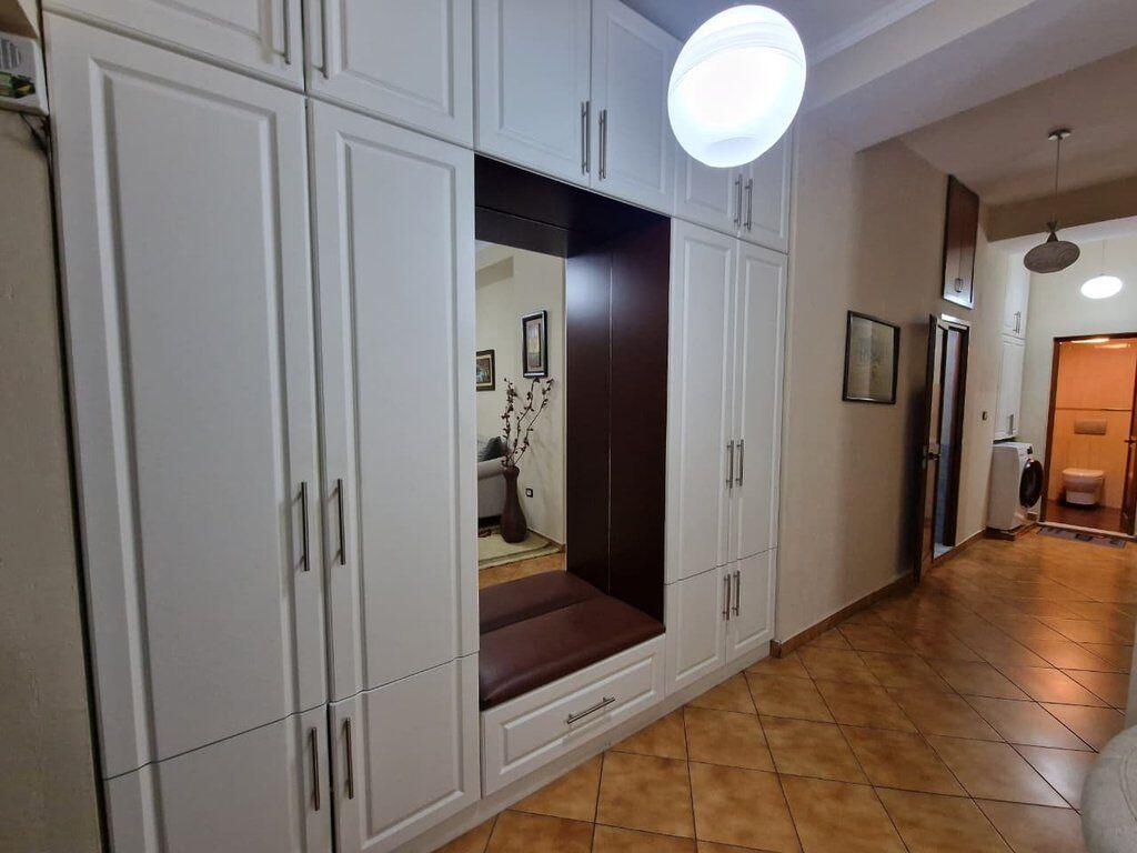 Jepet me qira apartament 2+1+2 te Shallvaret