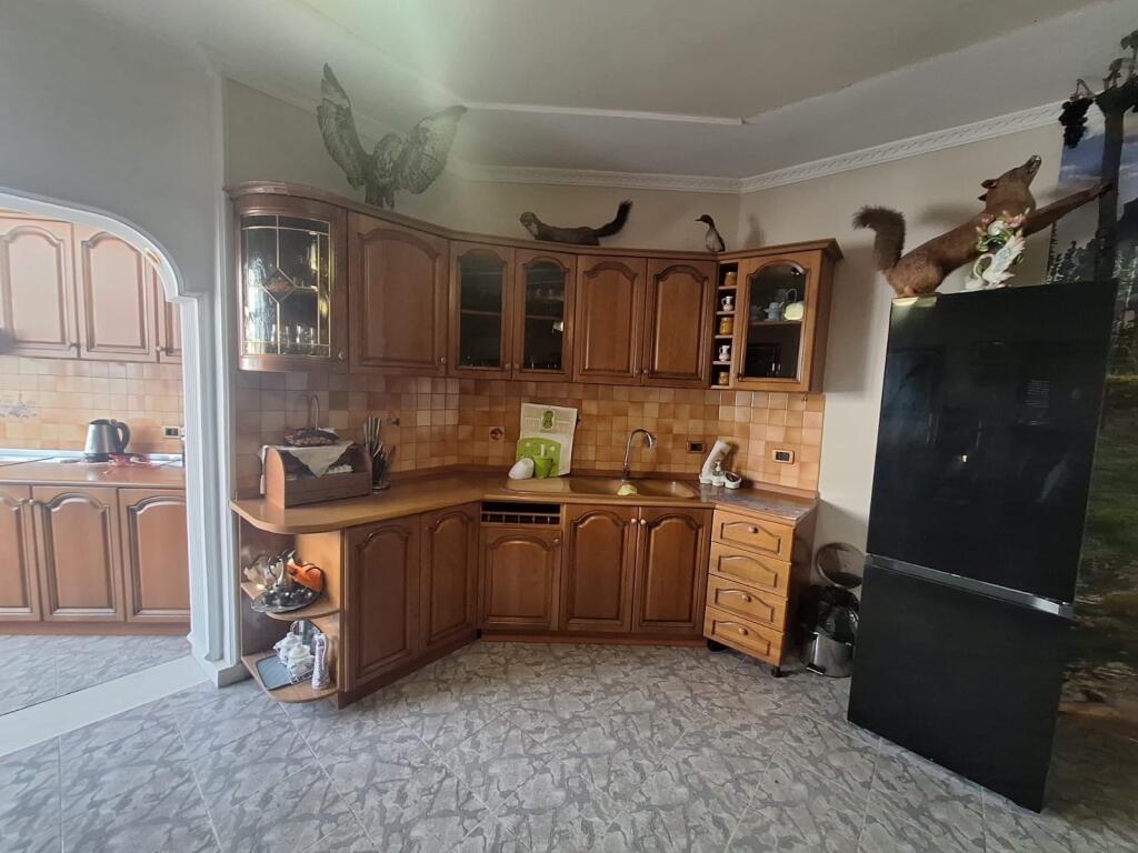 Apartment 2+1, Don Bosko!