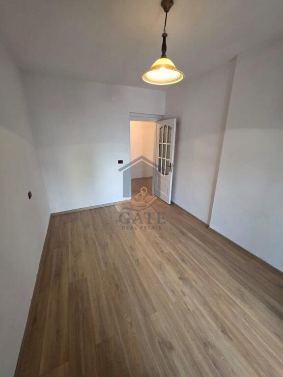 For sale, 2+1 apartment, at the former Police District, Durres!