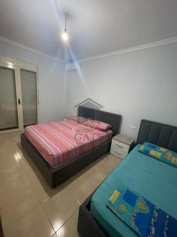 📍 Jepet me qira apartament 1+1 në Plazh, tek Stacioni i Policisë