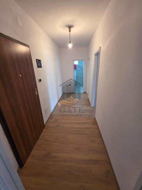 For sale, 2+1 apartment, at the former Police District, Durres!