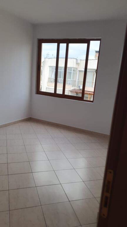 Appartamento 2+1 in Affitto a Yzberisht