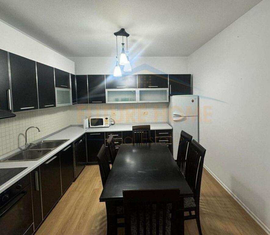 Apartament 2+1 me qira – Stadiumi Dinamo