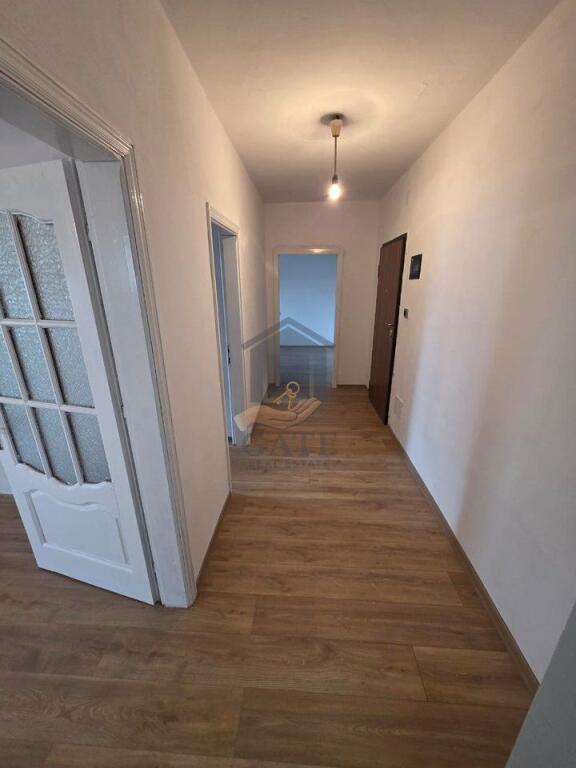 For sale, 2+1 apartment, at the former Police District, Durres!
